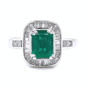 18K White Gold Colombian Emerald & Diamond Ring