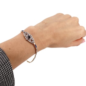 Art Deco Bracelet in 18kt Gold and Platinum with Diamonds and Sapphires