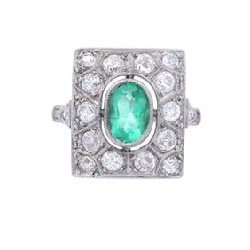 Art Deco Platinum Ring with Diamonds and Emerald