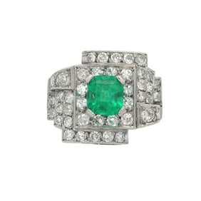 Art deco Platinum Ring with Emerald and Diamonds