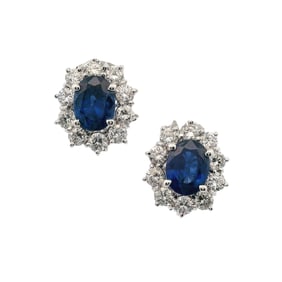 Platinum cluster Earrings with blue Sapphires and Diamonds