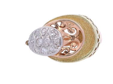 Retro Chevalier Ring in 18kt Gold and Platinum with Diamonds