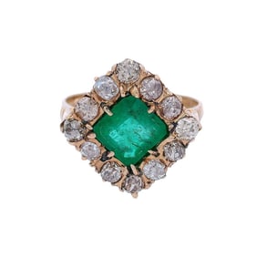 Antique 18kt yellow Gold Ring with Emerald and Diamonds