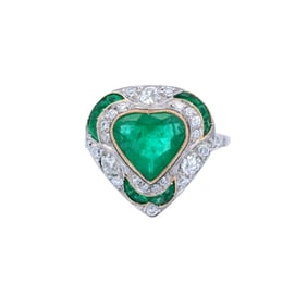 Art Deco style Platinum Heart Ring with Diamonds and Emeralds