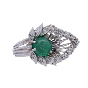 Platinum leaf motif Ring with Diamonds and Emerald