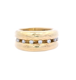 H Stern hammered 18kt Gold Ring with Diamonds