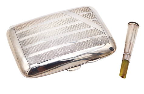 DEYKIN & HARRISON 1930 Mechanical Cigarette Case Set In Solid .925 Sterling Silver: This is a very interesting mechanical case, created in Birmingham England during the art deco period at the silversmith workshop of Deykin & Harrison, back in the late 1930. The cigarettes case has be
