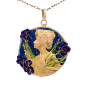 1900s Art Nouveau 18kt yellow Gold Enamel Pendant