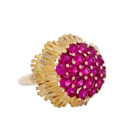 Vintage 18kt yellow Gold Ring with Synthetic Rubies