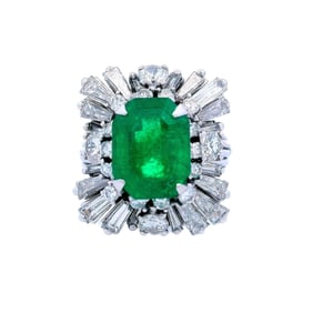 Platinum ballerina Ring with 5.20 CTW in Emerald and Diamonds