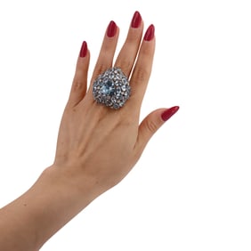 Cocktail Ring in 18kt gold with 35.4 Ctw in Aquamarines & Diamonds