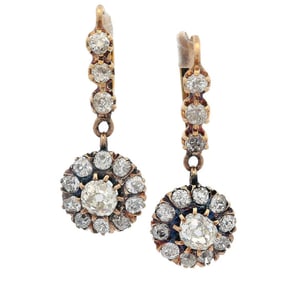 Antique Drop Earrings in 18kt Gold with Diamonds