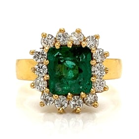 18K Yellow Gold Emerald & Diamond Ring