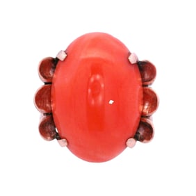 Retro 14kt Rose Gold Ring with cabochon Coral