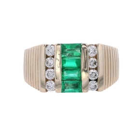 18kt yellow Gold Ring with Diamonds and Emeralds