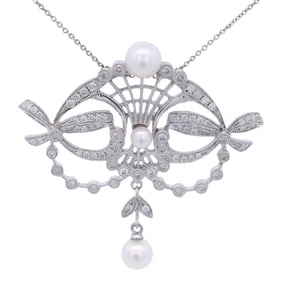 14kt Gold Pendant Necklace with Diamonds and Pearls