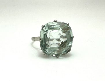 Antique Platinum Ring with Aquamarine