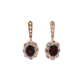 18kt yellow Gold Antique Drop Earrings with Garnets and Diamonds