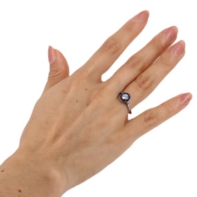 Antique Target Ring in 18Kts with Diamond and Sapphires