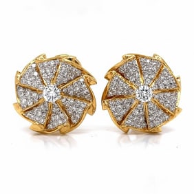 18K Yellow Gold 2.10 Cts in Diamond Earrings