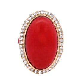 18kt yellow Gold Coctkail Ring with Red Coral & Diamonds