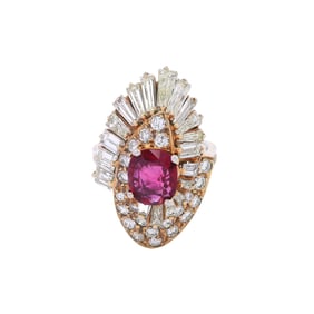18kt yellow Gold Cocktail Ring with 5.70 CTW in Ruby & Diamonds