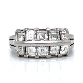 Vintage Platinum Ring with 1.60 Cts in Diamonds