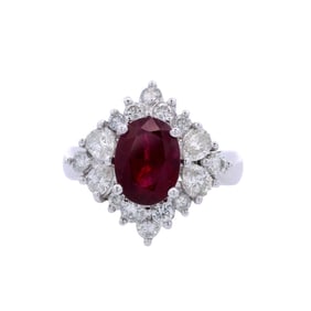 18kt white Gold Cocktail Ring with 2.90 CTW in Ruby  & Diamonds