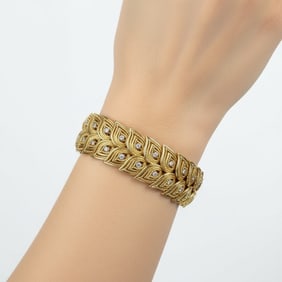 1960’s French 18K Yellow Gold Diamond Bracelet