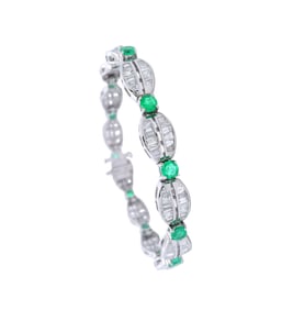18kt white Gold Bracelet with 5.06 CTS in Diamonds