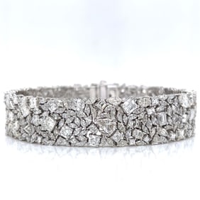 Platinum  Bracelet with 25.26 Ct. in Diamonds