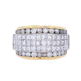 Hallmarked Mid-Century 18kt yellow Gold Ring with 5.40 Cts in Diamonds