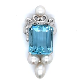 1960s 14K White Gold 20.0 Cts Aquamarine & Pearl Pendant/Brooch