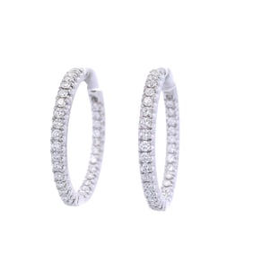 18kt white Gold Hoop Earrings with 2.05 Carats in Diamonds