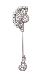 BOUCHERON Paris 1930 Art-Deco Platinum Jabot Brooch With 4.16 Cts In Diamonds