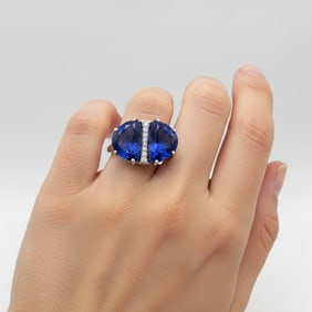 18K White Gold 20.00 Ct. Tanzanite & Diamond Ring