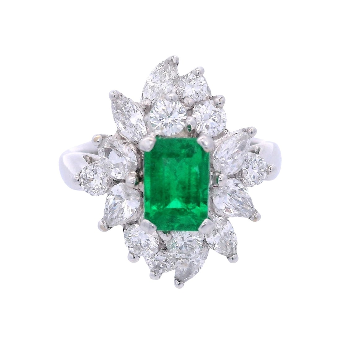 18kt white Gold Cocktail Ring with Colombian Emerald and Diamonds (1 of 7)