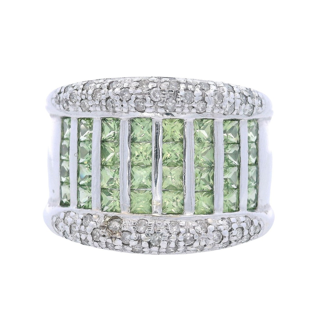 14kt white Gold Ring with Diamonds & Peridots (1 of 6)