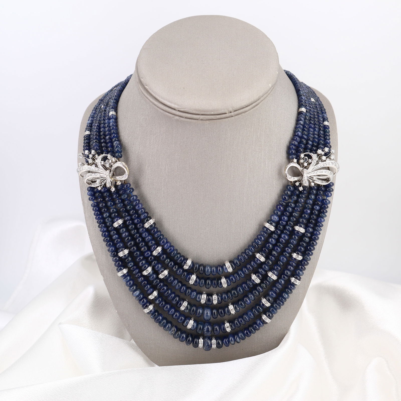 Vintage 18kt white Gold Multi-strand Sapphire Necklace with 7.00 Cts in Diamonds (1 of 9)
