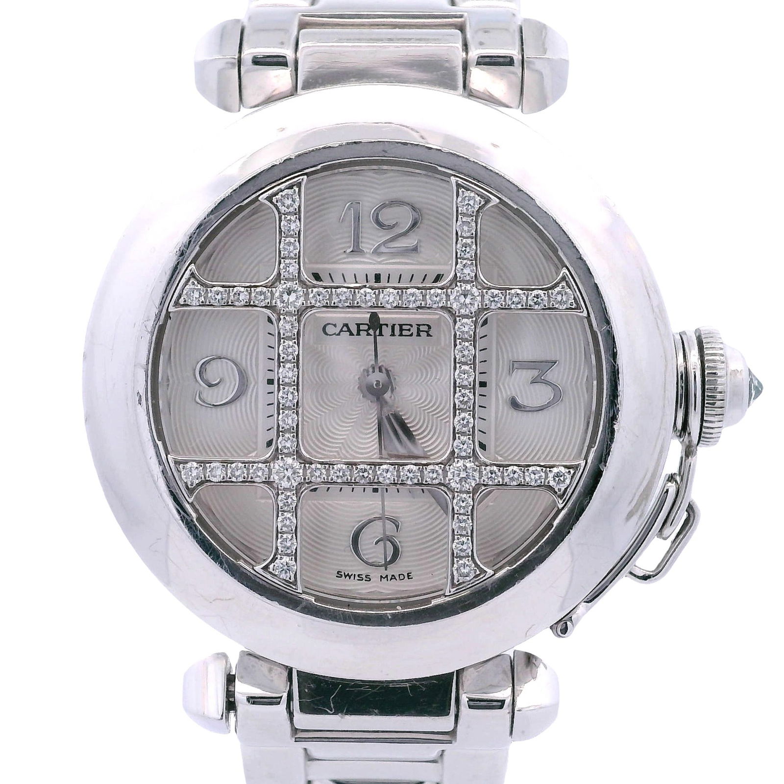 CARTIER PASHA 18kt white Gold Watch with Diamonds: Cartier Pasha ladies watch in 18K white gold (32 mm), featuring the signature round case with screw-down crown cap and integrated white-gold bracelet, with a silver guilloché dial bearing Arabic nume