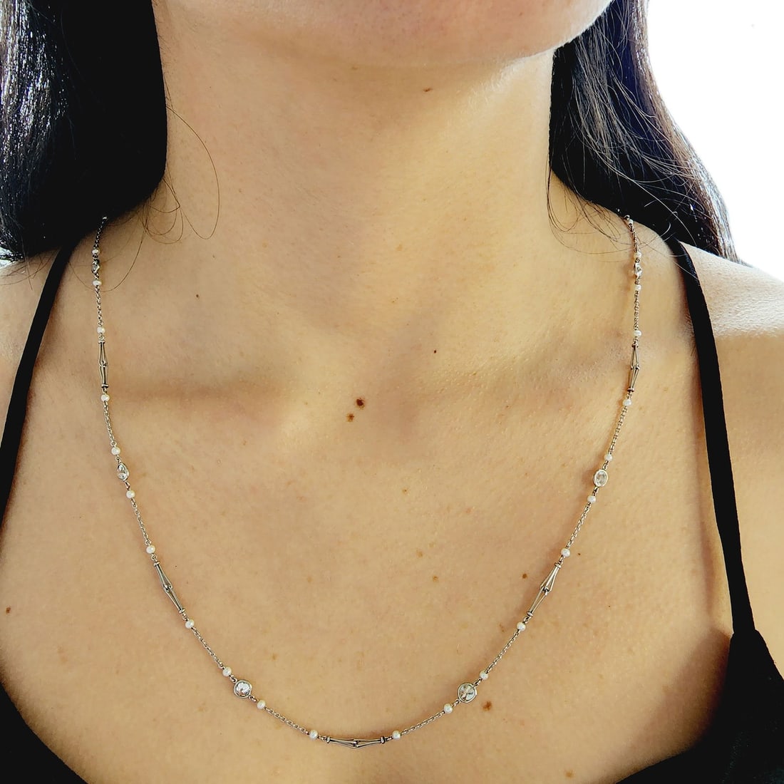 Antique Platinum Long chain with 1.75 Cts Diamonds & Pearls (1 of 6)