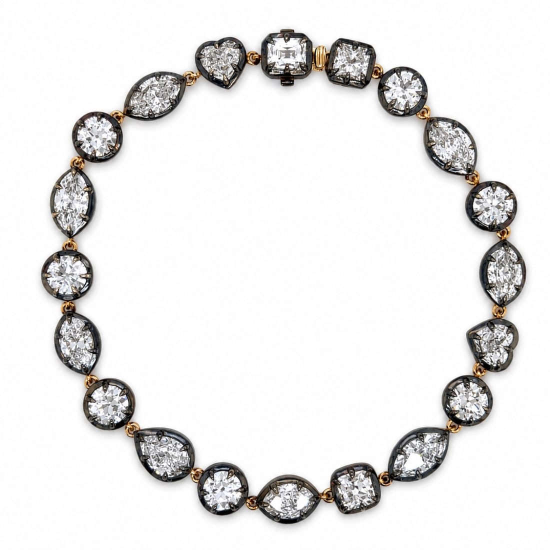 Vintage 18K Yellow Gold Bracelet with 10.00 CTW in Diamond (1 of 6)