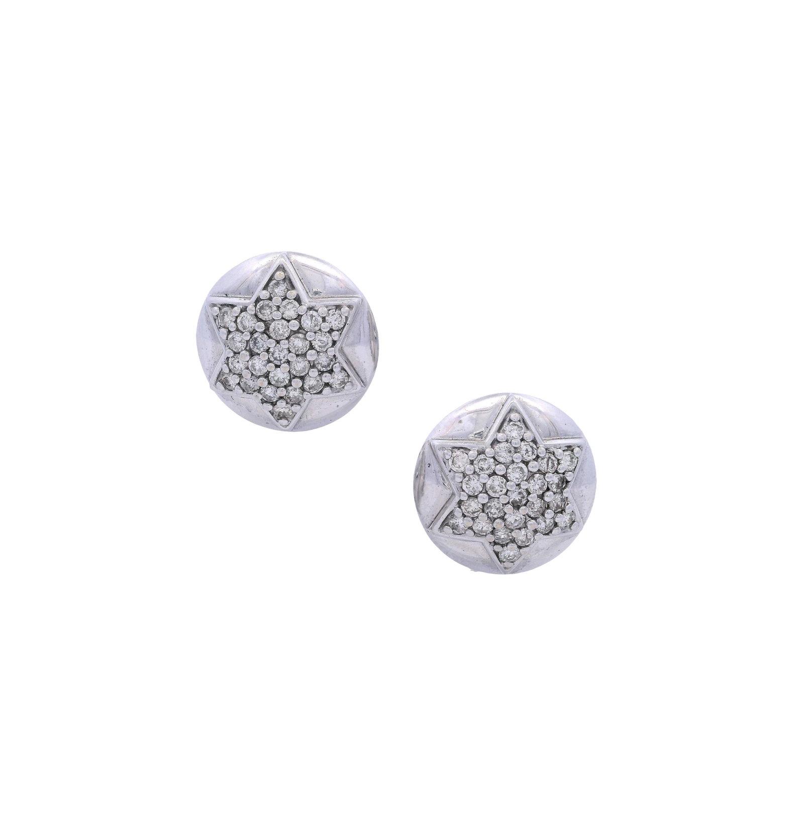 Vintage 14kt white Gold Star Earrings with 1.00 Cts in Diamonds: Pair of Vintage Round Earrings crafted from 14kt white Gold, featuring a Star filled with a pave of Rpound cut Diamonds weighing together Approx. 1.00 carats. H-J color, SI clarity. Diameter: 0.55 inc