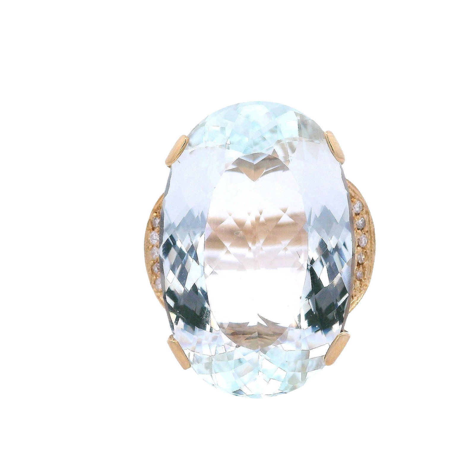 18K Yellow Gold Cocktail Ring with 40.35 CTW in Aquamarine & Diamond: 18K yellow gold cocktail ring showcasing an exceptional Brazilian aquamarine centerpiece weighing approximately 40.00 carats, accenter by 20 diamonds totaling approximately 0.35 carats (H color) for a
