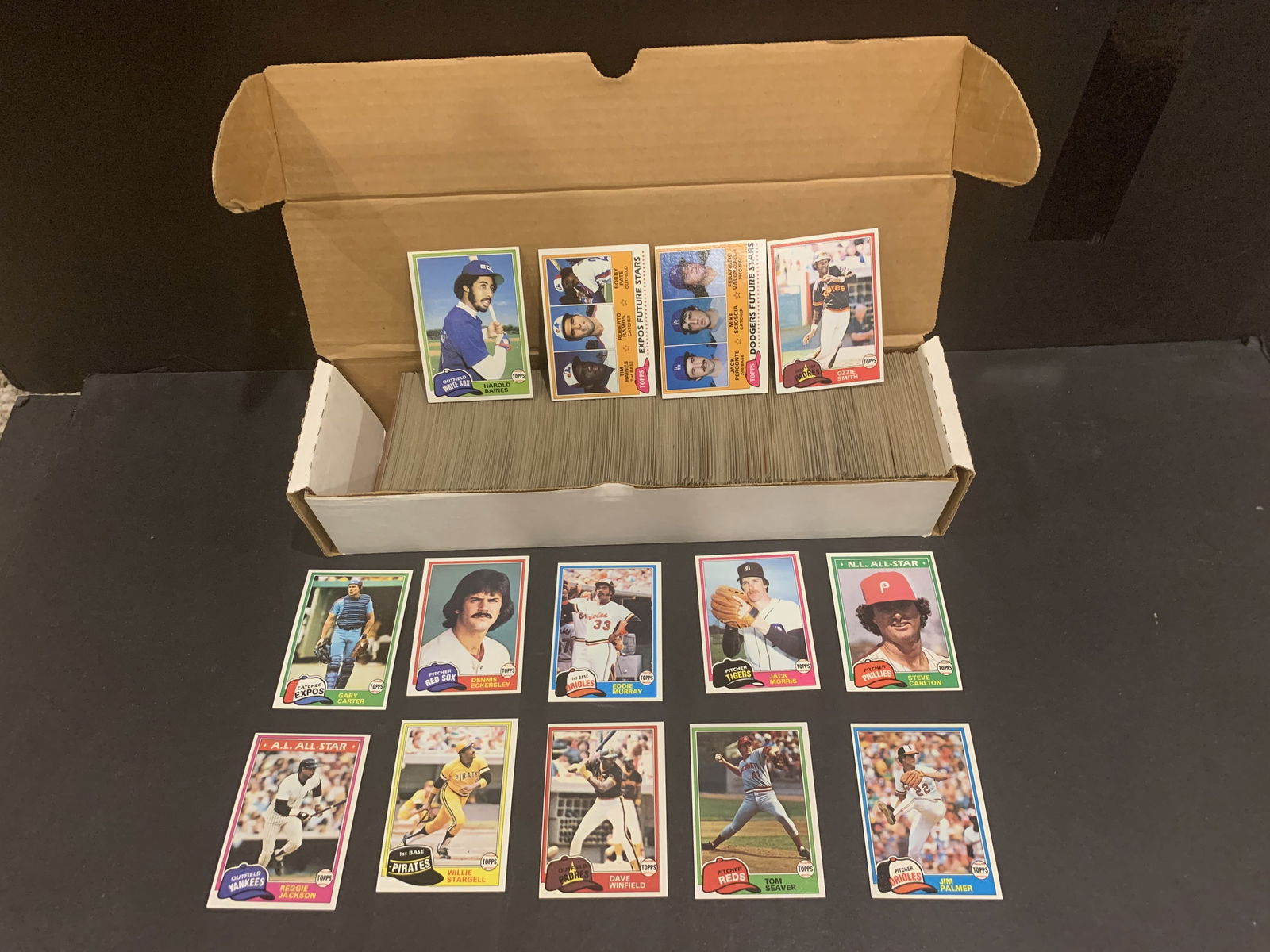 1981 Topps MLB Baseball Baines Raines Valenzuela RC Near Complete Set Lot 695/726 (1 of 2)