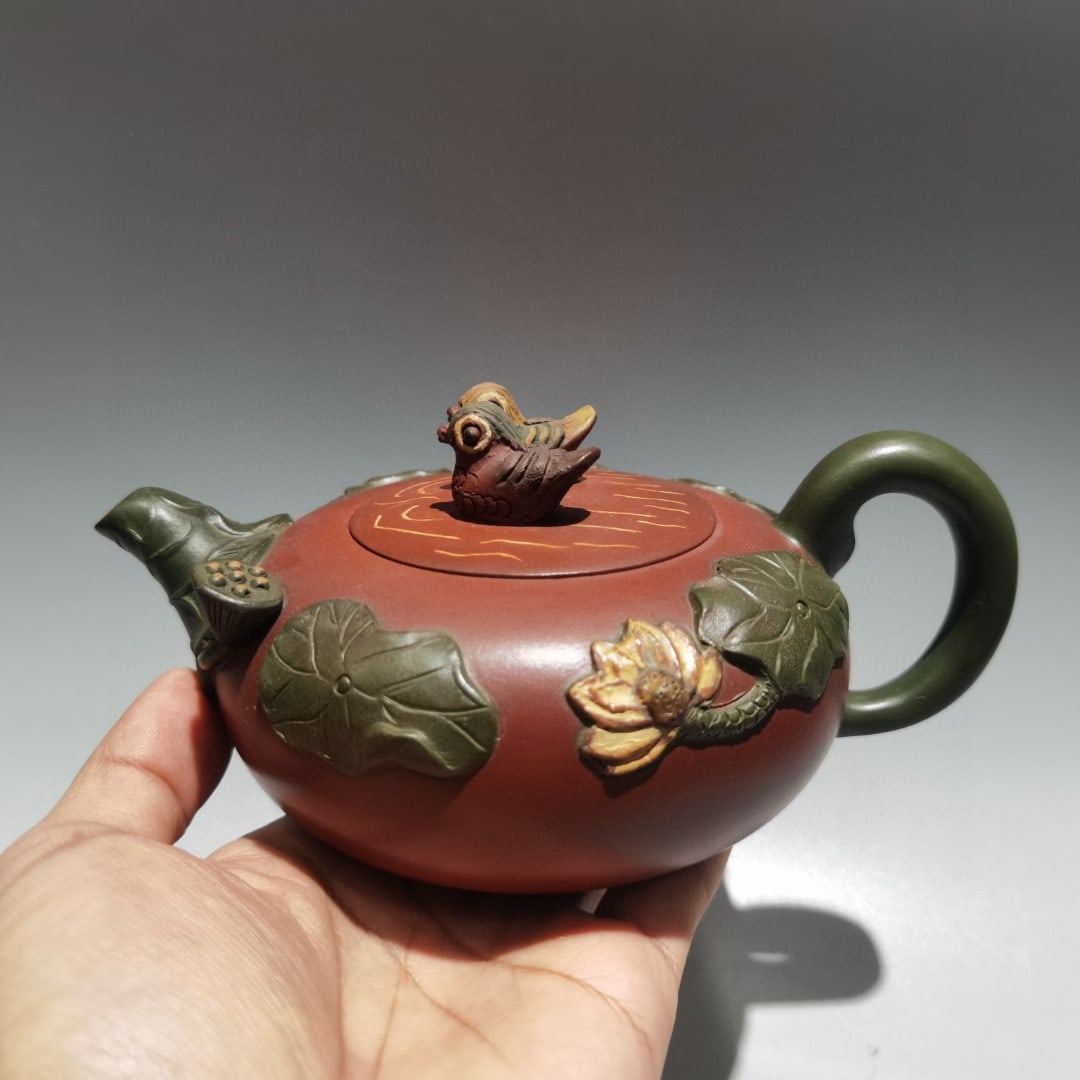 Mandarin Duck Teapot: Product Name: Mandarin Duck Teapot (Lower Style) Brand: Jiang Rong Size: 17 x 8 cm Capacity: 360cc Clay: Original Red Clay Provenance:from the collection of George Stopher, Kent, purchased from P&M