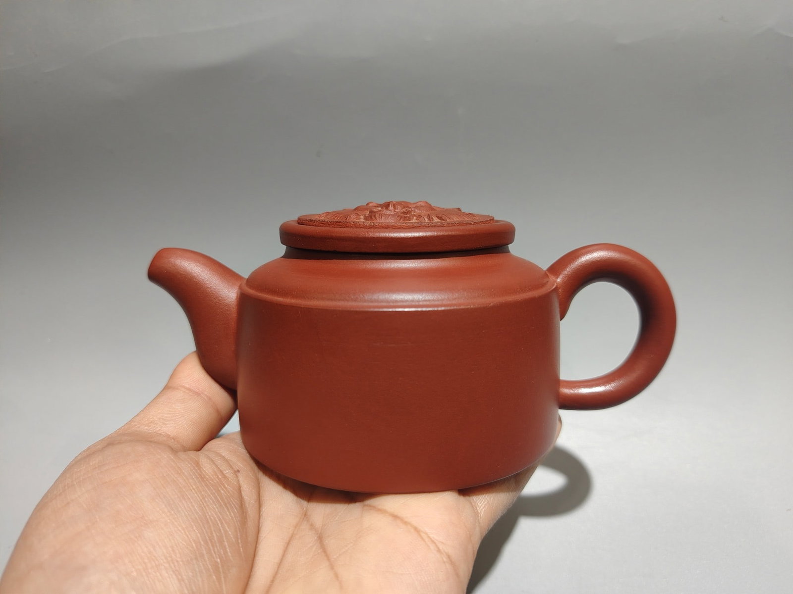 Turn the tide: Product Name: Turning the Tide; Brand Name: Kong Fandong; Size: 16 x 6 cm; Capacity: 260 cc; Clay: Original Red Clay Provenance:from the collection of George Stopher, Kent, purchased from P&M Waldo