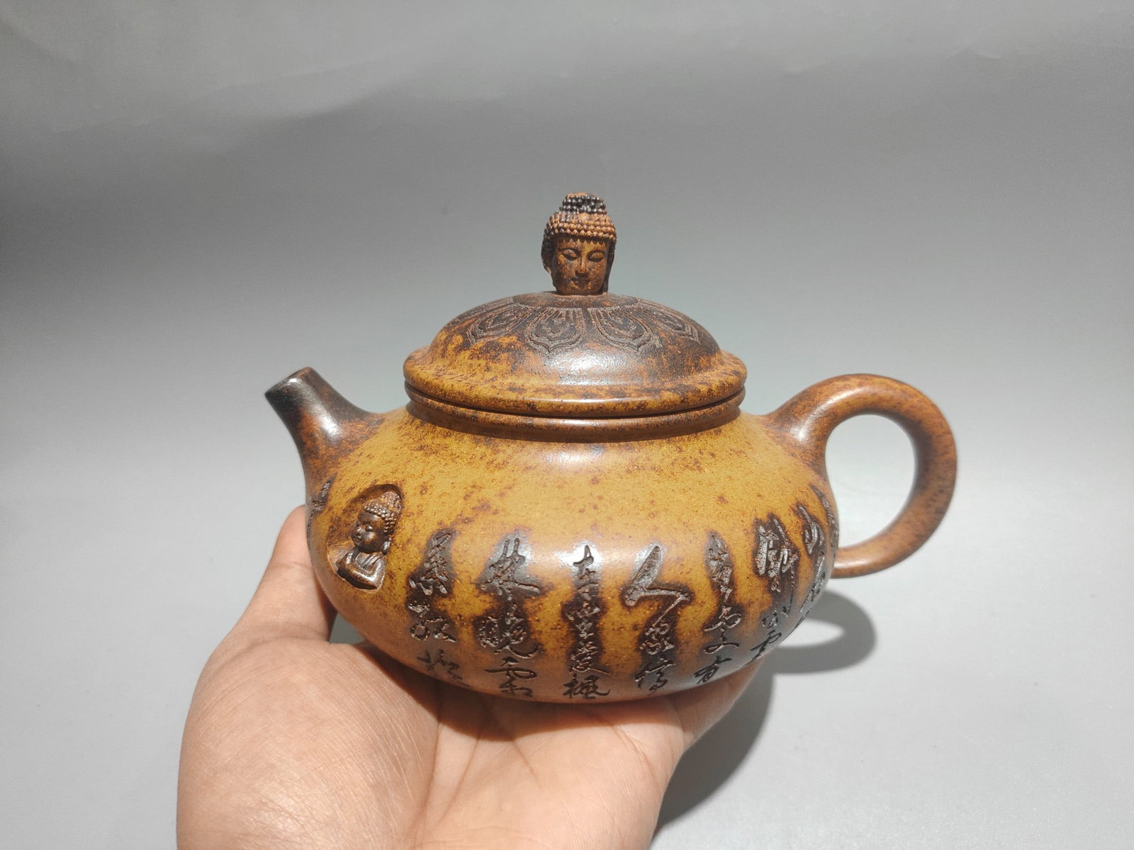 Buddha's Heaven: Product Name: Buddha's Reflection; Base Mark: Gu Jingzhou; Size: 18 x 11 cm; Capacity: 420cc; Clay: Original Dragon Bone Gold Sand Provenance:from the collection of George Stopher, Kent, purchased