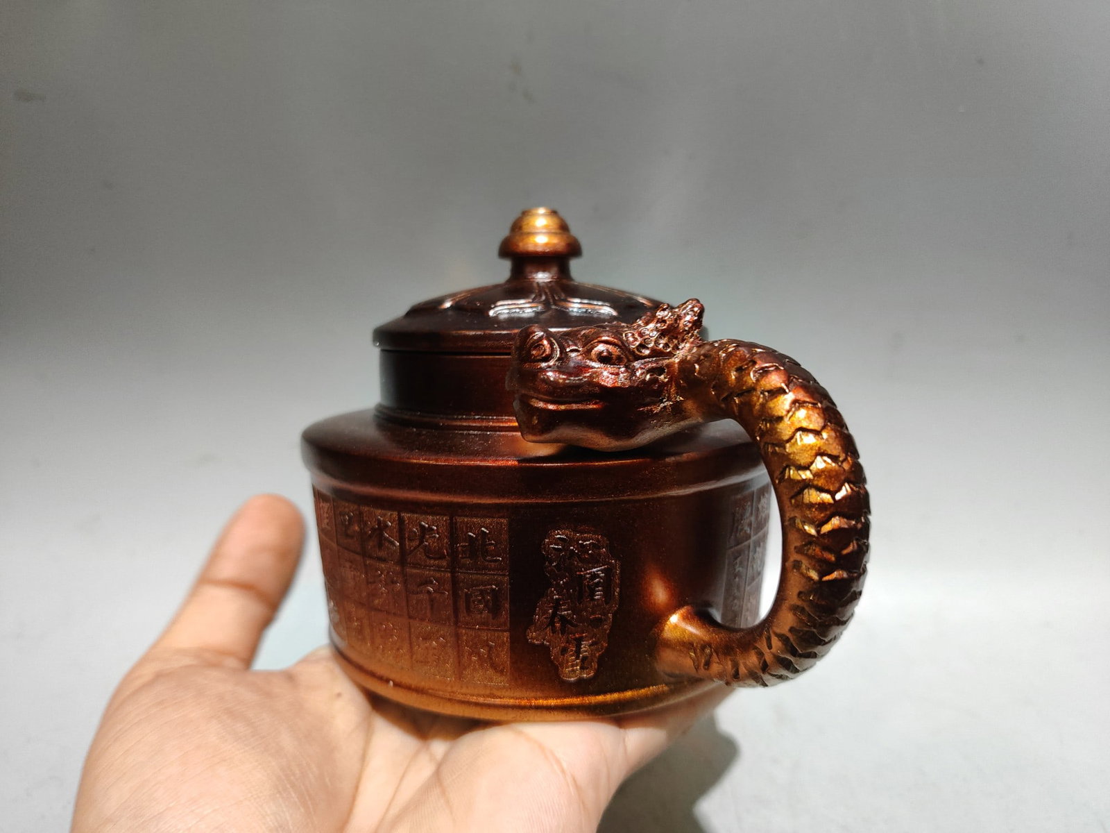 Shell-shaped Dragon Pot - 3