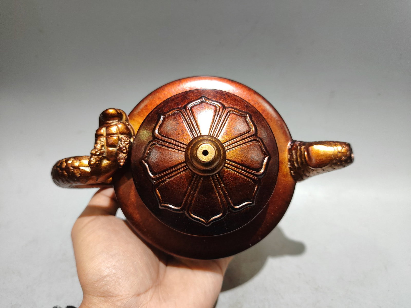 Shell-shaped Dragon Pot - 6